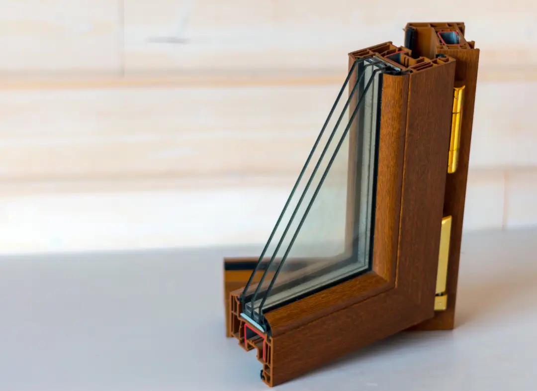 Installation de fenêtre en bois sur mesure Puiseaux