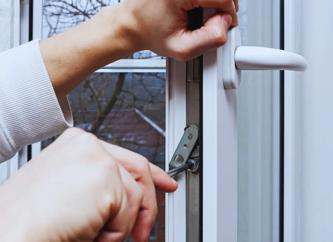 Réparation serrure de fenêtre Puiseaux